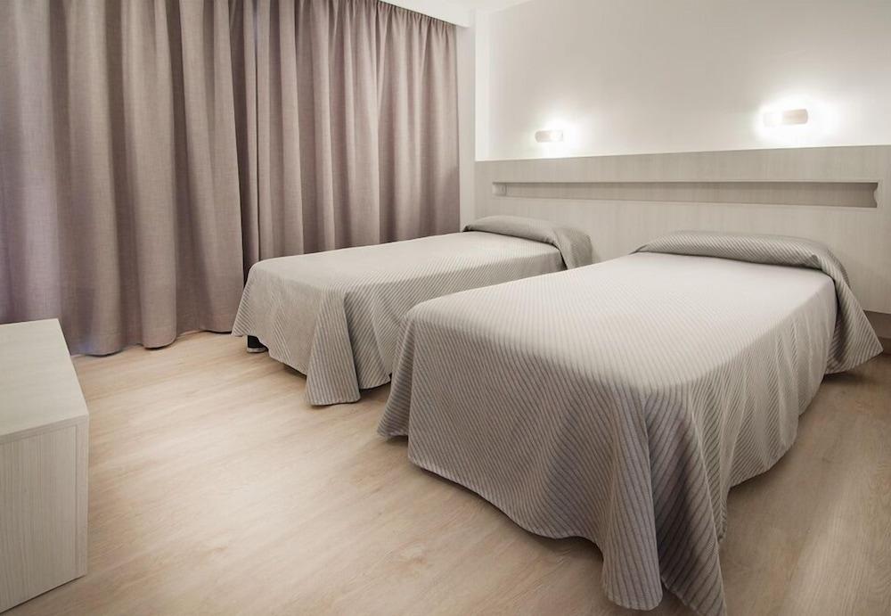 Apartamentos Sol Y Vera Magaluf  Kültér fotó