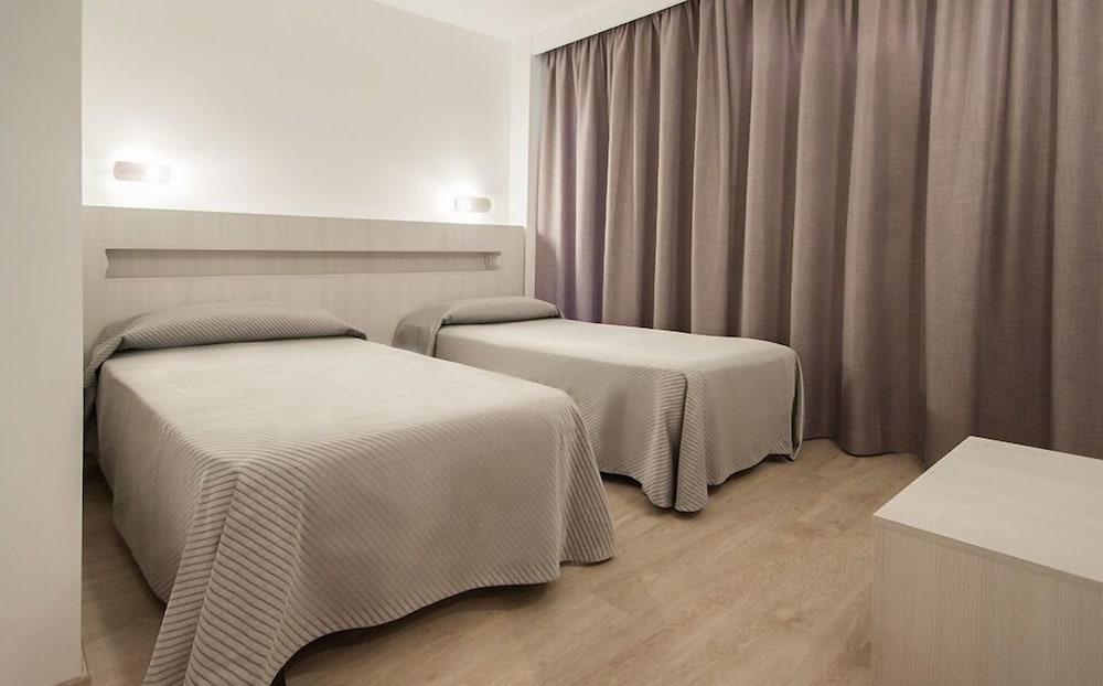 Apartamentos Sol Y Vera Magaluf  Kültér fotó
