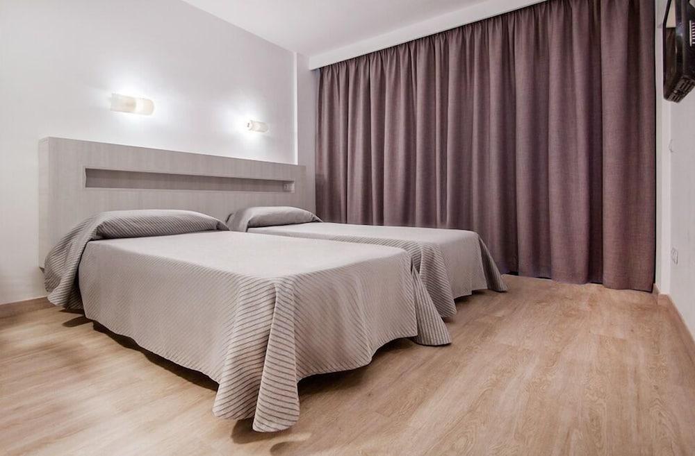 Apartamentos Sol Y Vera Magaluf  Kültér fotó