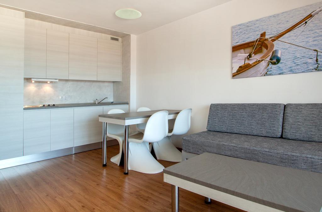 Apartamentos Sol Y Vera Magaluf  Kültér fotó