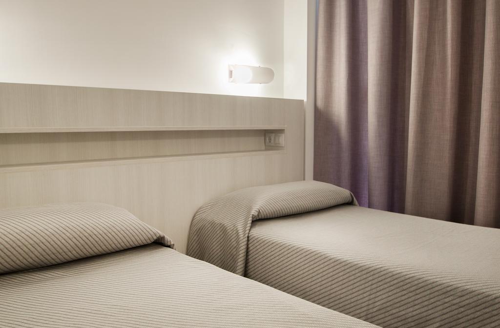 Apartamentos Sol Y Vera Magaluf  Szoba fotó